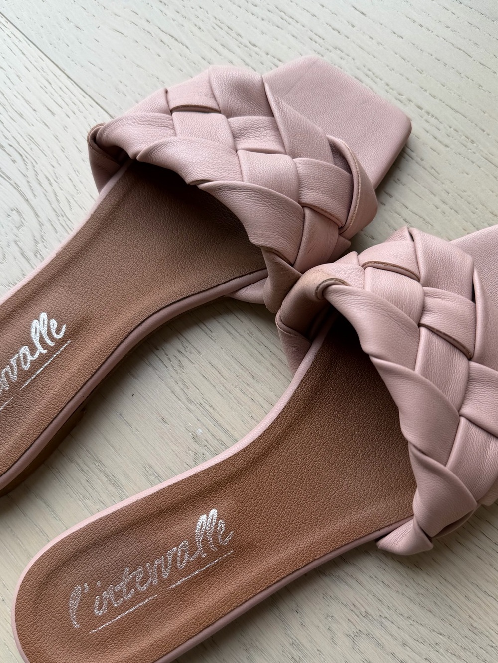 L'INTERVALLE Blush Braided Slide Mules